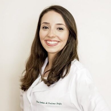 Dra. Larissa Perdomo